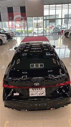 تۆیۆتا ئەڤەلۆن